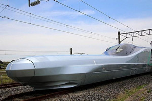 最快子弹头列车，日本Alfa-X号列车时速达360公里/小时