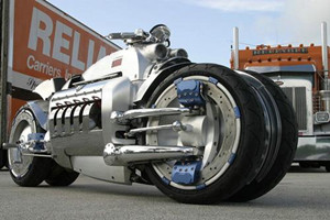 世界上最快的摩托车，道奇战斧最高时速676Km/h(售价600万元)