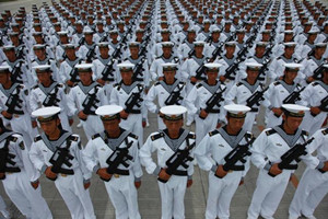中国陆军一个团多少人，标准团人员编制为2500人(美军没有团)