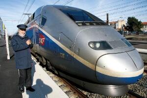 世界上最快的铁路列车，法国TGV3“V150”列车(时速574.8公里)