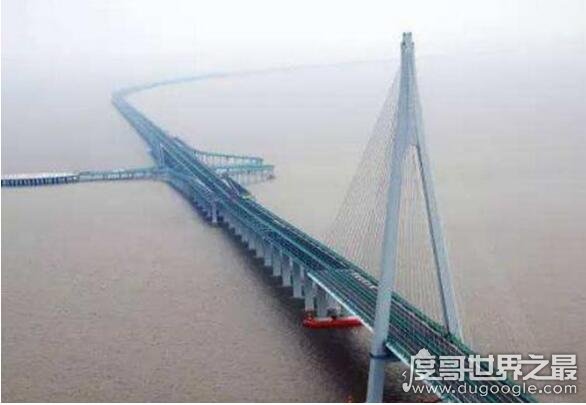 世界上最长的桥梁 丹昆特大桥全长164.851公里(开车要2小时走完)