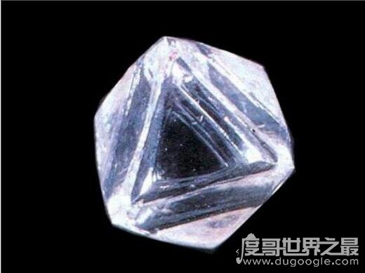 世界上最坚硬的石头 金刚石熔点1000℃(就是我们俗称的钻石)