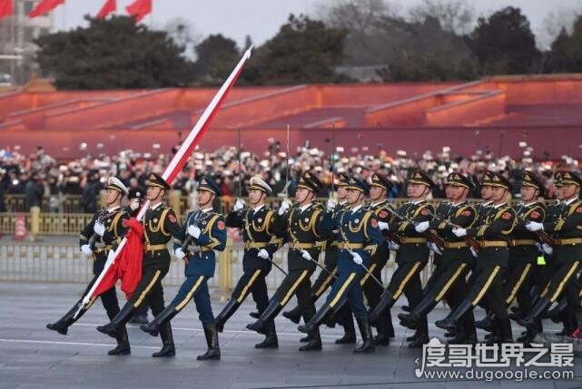 中国军衔等级排名，教你区分军人军衔和等级(内含军衔等级标识)