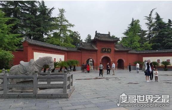 中国第一古刹 河南洛阳白马寺(距今已有1900多年的历史)