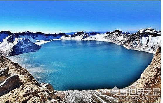 中国最危险的火山，长白山天池火山(是最具爆发力的休眠火山)