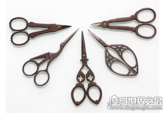 第一把剪刀是谁发明的 剪刀历史悠久(中国曾出土2100年前的剪刀)