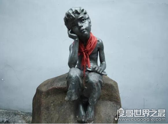 中国年龄最小的烈士，小萝卜头的故事(被杀害时年仅8岁)