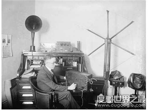世界上第一台收音机是谁发明的 多位科学家的研究成果(过程介绍)