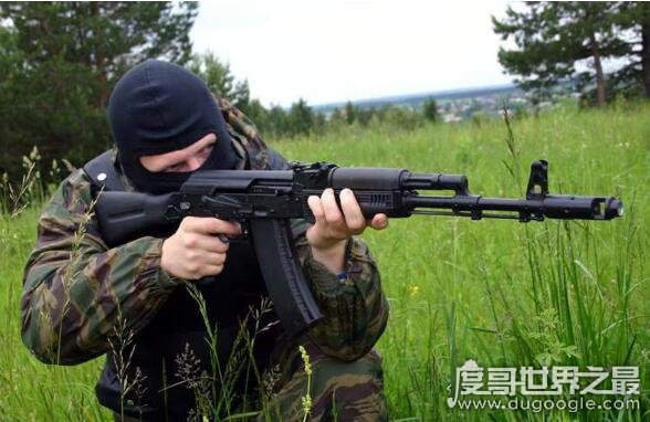 世界上最广泛使用的步枪 ak-47突击步枪(产量过亿)