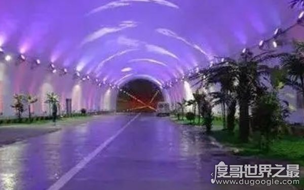 中国被誉为基建大国 中国十大逆天工程（创造不可能）
