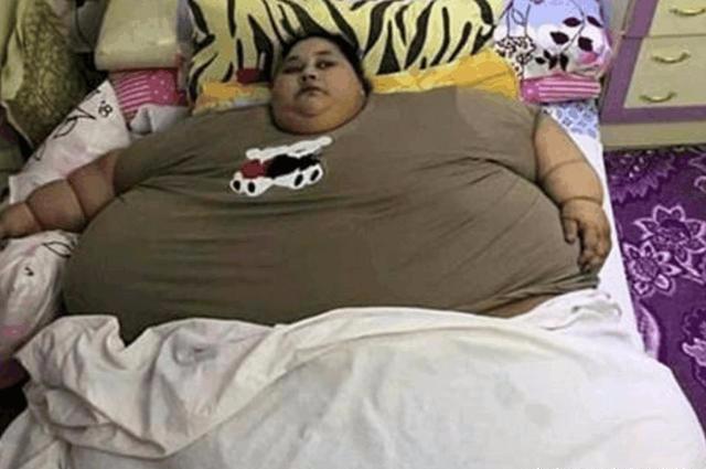 世界上最胖的人10000斤 吉尼斯纪录世界上最胖的人(最胖1450斤)