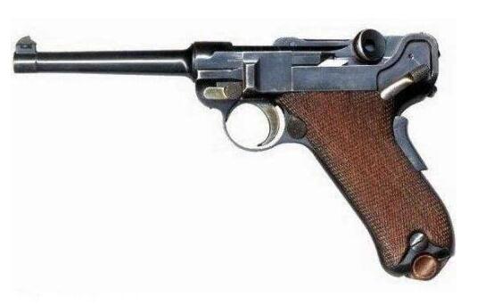 世界上最漂亮的枪 鲁格P08手枪金色枪身雕刻印花（精致到每一个细节）